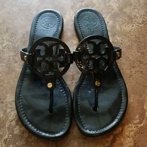 Tory burch patent black Miller sandals sz 8M